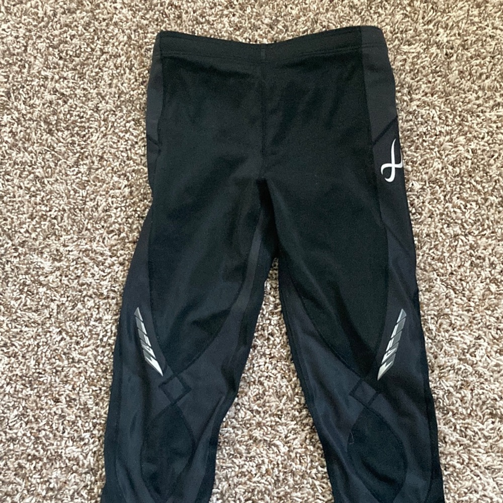CWX compression capris